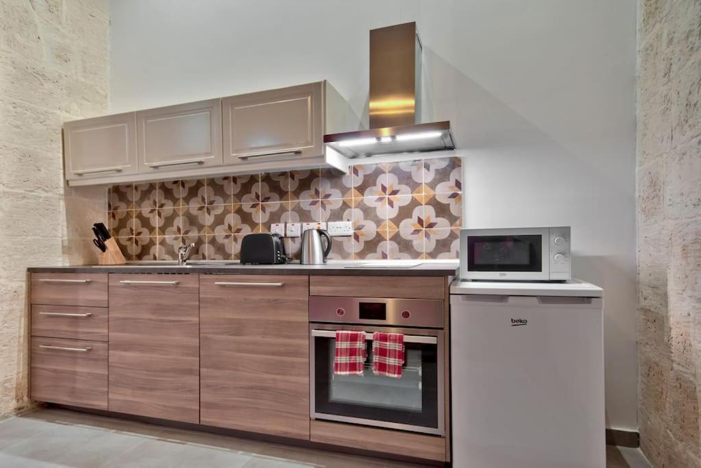 Vallettastay Old Lodge Apartment 2 Εξωτερικό φωτογραφία